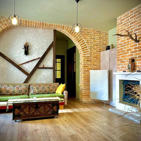 The Sunny Guest House Of Veliko Tarnovo-Amazing View, Top Location Extérieur photo