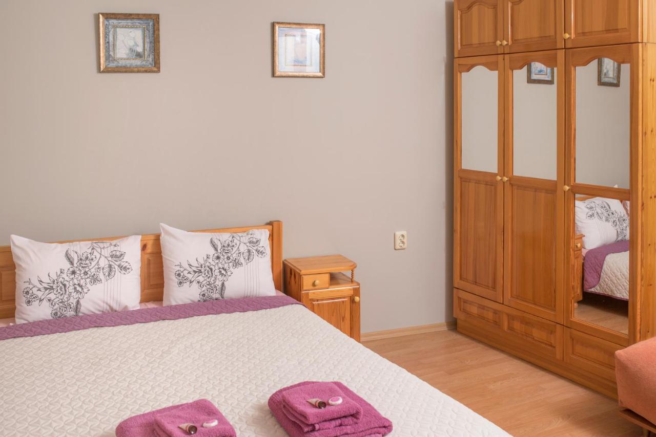 The Sunny Guest House Of Veliko Tarnovo-Amazing View, Top Location Extérieur photo