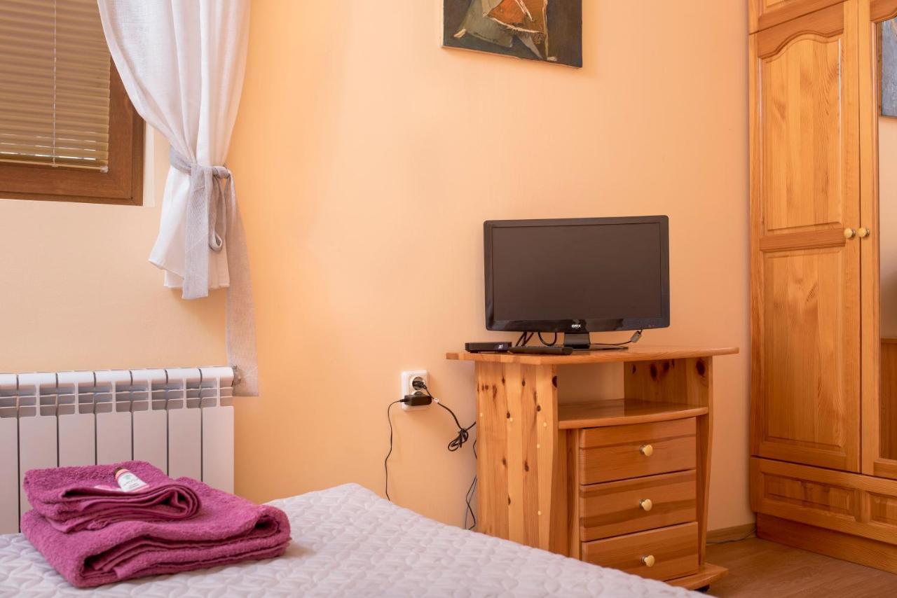 The Sunny Guest House Of Veliko Tarnovo-Amazing View, Top Location Extérieur photo